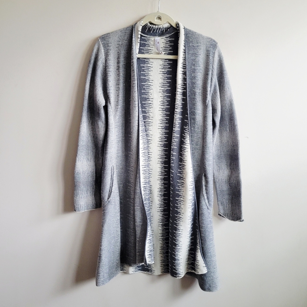 INDIGENOUS Acoustic Wave Cardigan